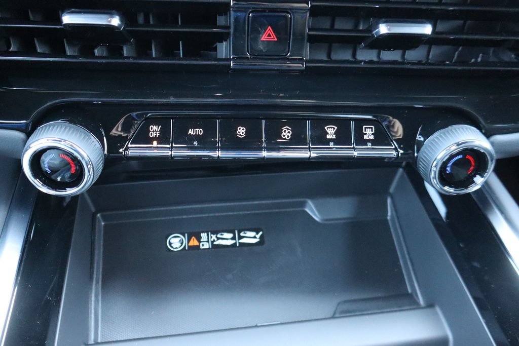 New 2026 Chevrolet Tahoe High Country AWD/4WD image 13