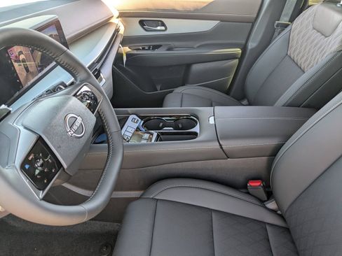 New 2026 Nissan Murano Platinum image 12