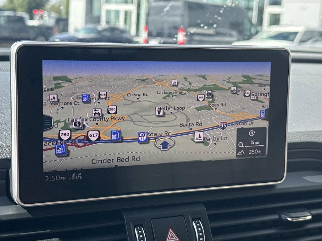 Used 2019 Audi Q5 Prestige AWD/4WD image 3