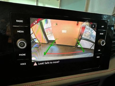 Used 2025 Volkswagen Jetta GLI Autobahn FWD image 14