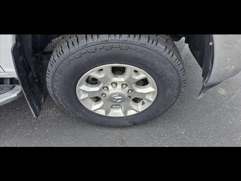 Used 2023 RAM 2500 Laramie AWD/4WD image 9