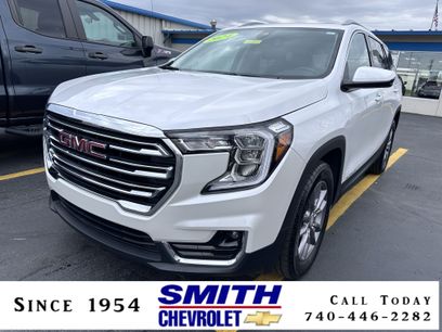 Used 2024 GMC Terrain SLT w/ Infotainment Package II