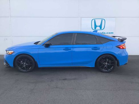 Used 2023 Honda Civic Sport image 2