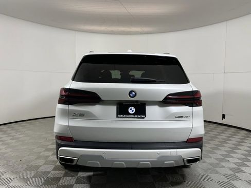 Used 2024 BMW X5 xDrive40i w/ Premium Package image 6