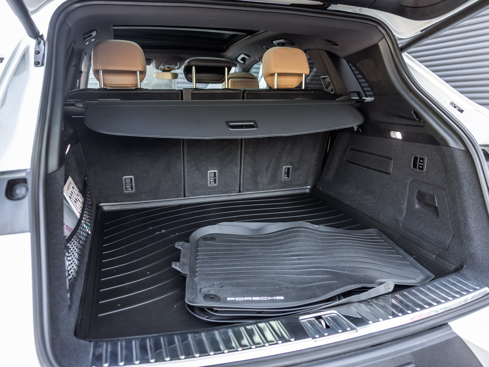 Certified 2026 Porsche Cayenne S AWD/4WD image 15