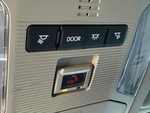 Certified 2025 Toyota RAV4 LE AWD/4WD image 29