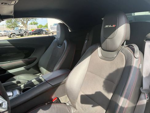 Used 2013 Chevrolet Camaro ZL1 RWD image 7