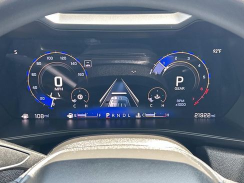 Used 2024 Chevrolet Colorado W/T RWD image 34