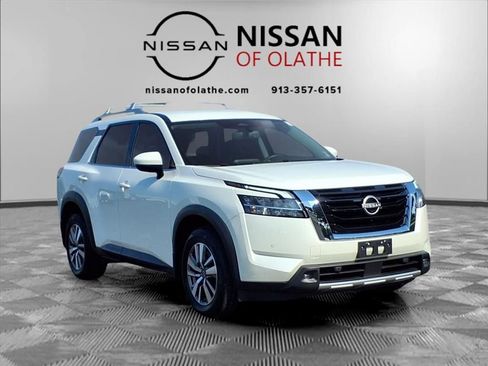 Used 2022 Nissan Pathfinder SL image 31