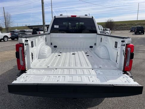 New 2026 Ford F350 Platinum w/ Platinum Plus Package image 10