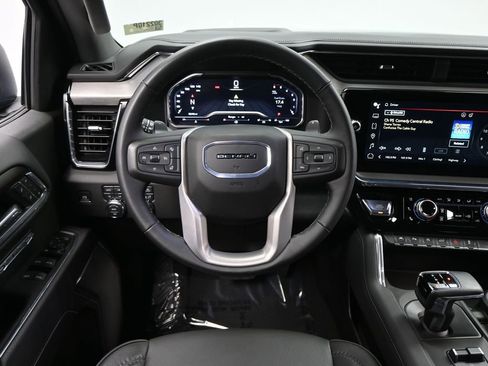 Used 2025 GMC Sierra 1500 Denali image 18