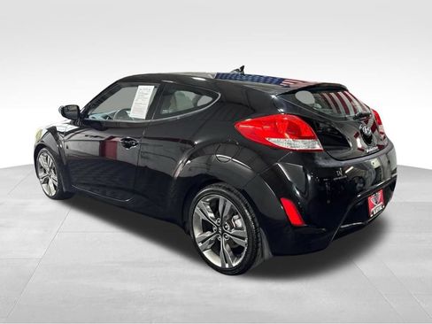 Used 2014 Hyundai Veloster w/ Technology Package 03 FWD image 7