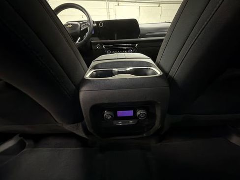 Certified 2025 Chevrolet Traverse LT image 22