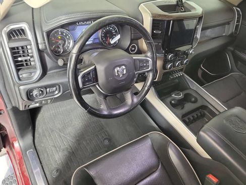 Used 2019 RAM 1500 Laramie AWD/4WD image 12