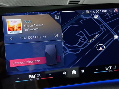 Used 2024 BMW X1 M35i w/ Premium Package image 54