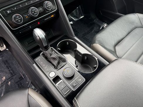 Used 2023 Volkswagen Atlas Cross Sport SEL Premium R-Line image 13