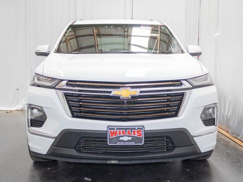 Used 2023 Chevrolet Traverse High Country AWD/4WD image 2