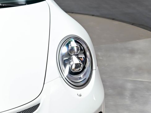 Used 2018 Porsche 911 GT3 RWD image 49
