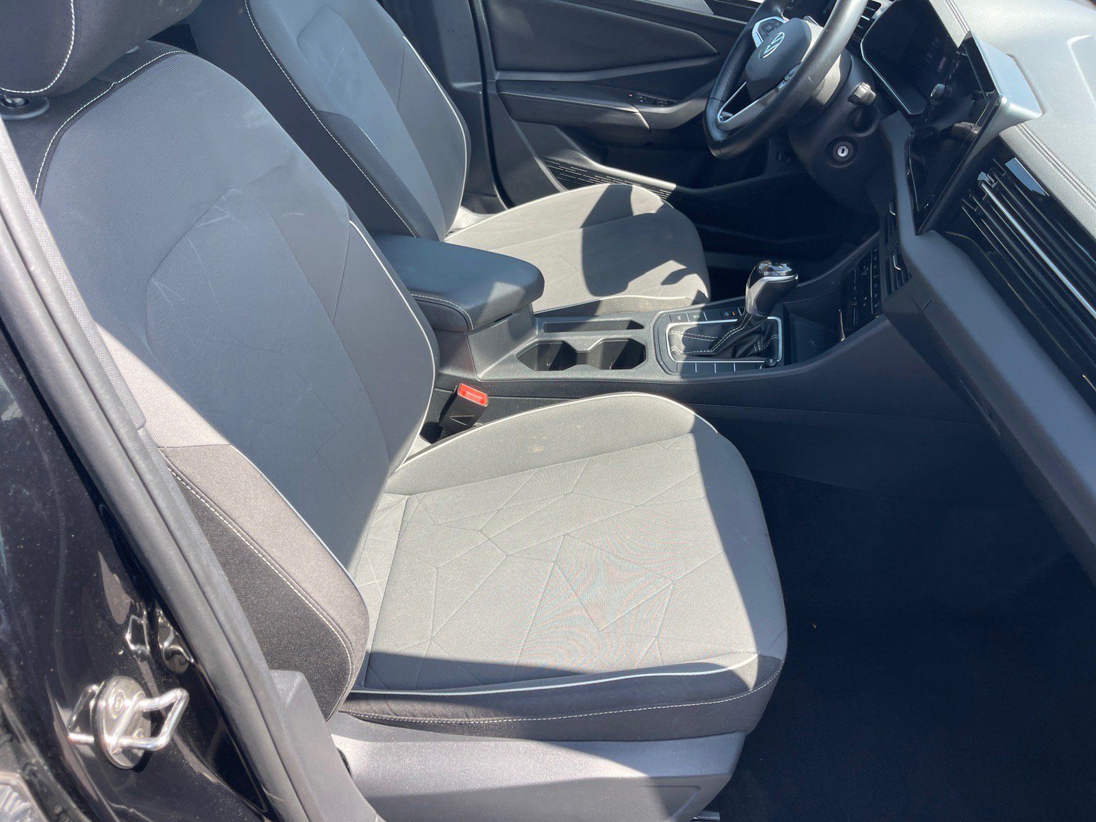 Used 2025 Volkswagen Jetta Sport FWD image 18