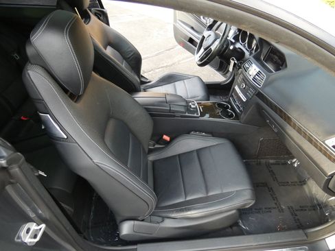 Used 2017 Mercedes-Benz E 400 Coupe image 27