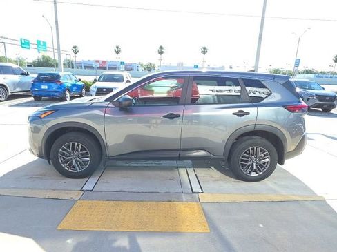 Used 2023 Nissan Rogue S image 7