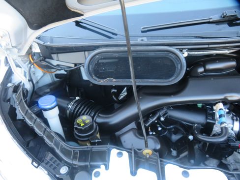 Used 2018 Ford Transit 150 XLT image 61