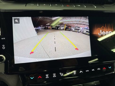 New 2026 Jeep Grand Cherokee Limited image 20