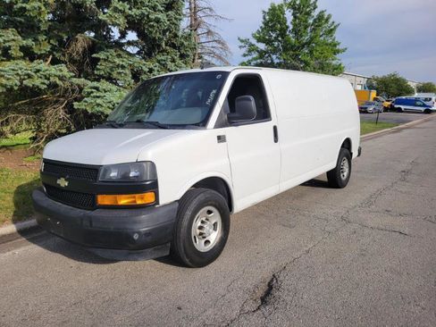 Used 2020 Chevrolet Express 2500 Extended w/ Communications Package RWD image 4