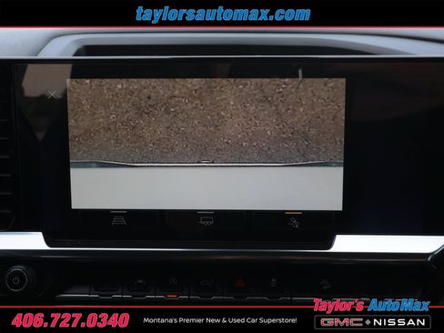Used 2023 Chevrolet Silverado 1500 RST AWD/4WD image 19