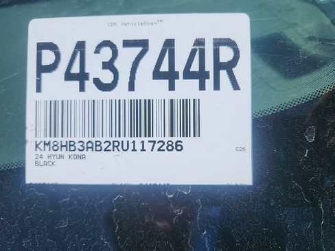 Used 2024 Hyundai Kona SEL FWD image 4