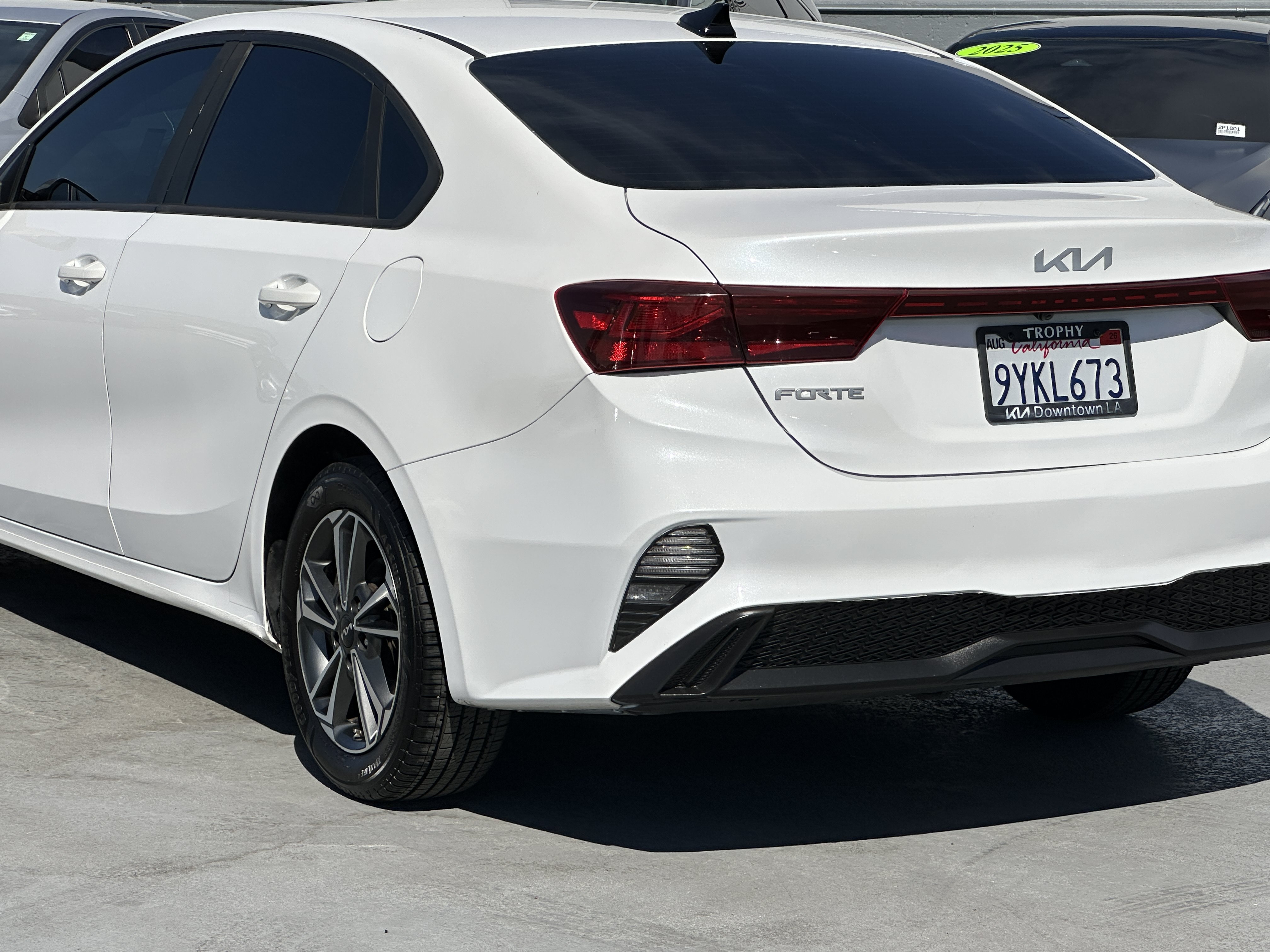 Certified 2023 Kia Forte LXS FWD image 5