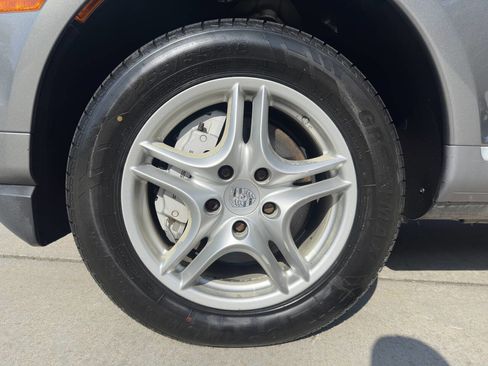 Used 2008 Porsche Cayenne S image 19