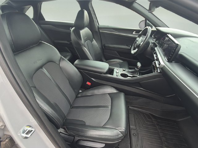 Used 2023 Kia K5 GT-Line w/ GT-Line Premium Package AWD/4WD image 10