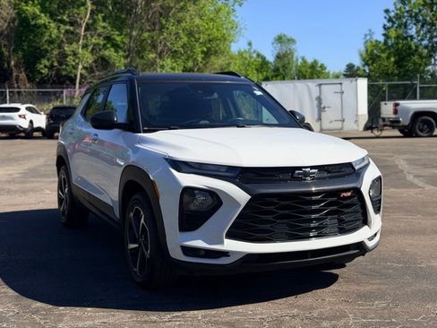Used 2022 Chevrolet TrailBlazer RS AWD/4WD image 3