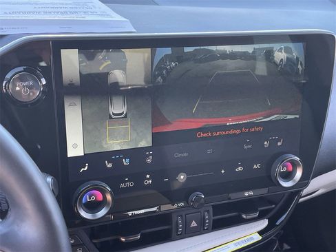 Used 2025 Lexus NX 300h AWD w/ Luxury Package image 26