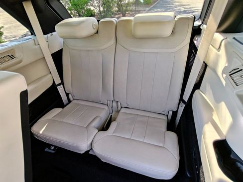 Used 2022 Land Rover Range Rover Long Wheelbase SE AWD/4WD image 14