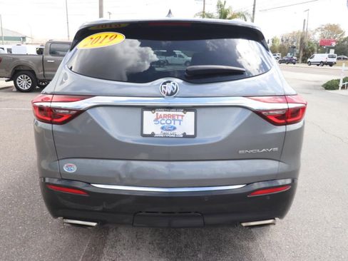 Used 2019 Buick Enclave Premium image 10