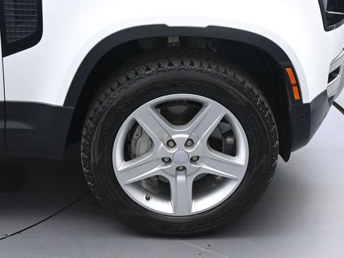 Used 2020 Land Rover Defender 110 SE AWD/4WD image 11