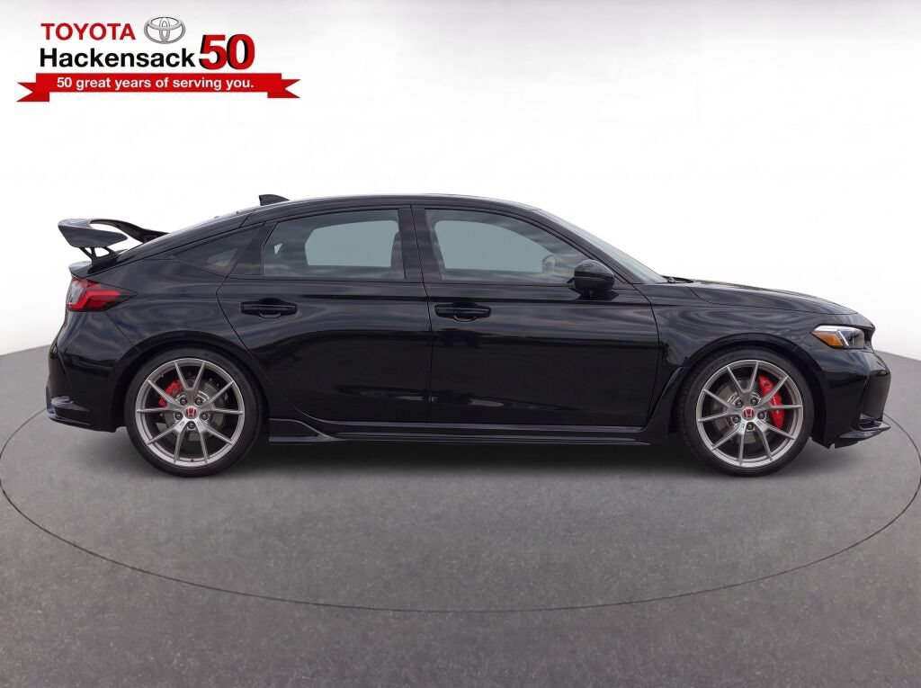 Used 2025 Honda Civic Type R image 8