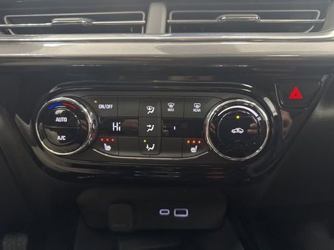 New 2026 Chevrolet Trax ACTIV w/ Sunroof Package image 17