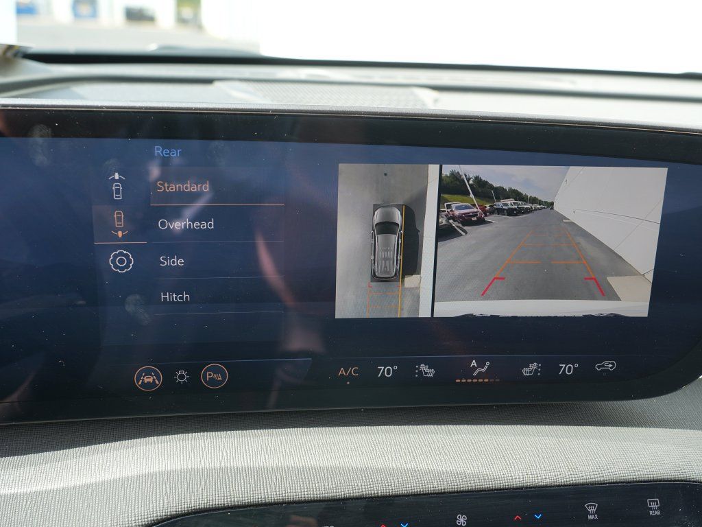 Certified 2026 Buick Enclave Preferred AWD/4WD image 36