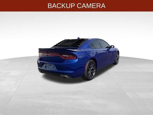 Used 2022 Dodge Charger SXT w/ Plus Group image 7