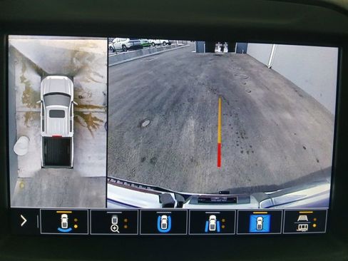 Used 2022 GMC Sierra 1500 Denali w/ Denali Reserve Package image 9