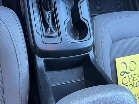 Used 2018 Chevrolet Colorado W/T w/ Custom Special Edition image 12