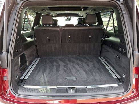 Used 2024 Jeep Grand Wagoneer L Series III AWD/4WD image 24
