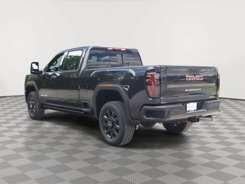 New 2026 GMC Sierra 2500 AT4 w/ AT4 Premium Plus Package AWD/4WD image 7
