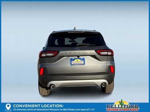 New 2026 Ford Escape SE image 6