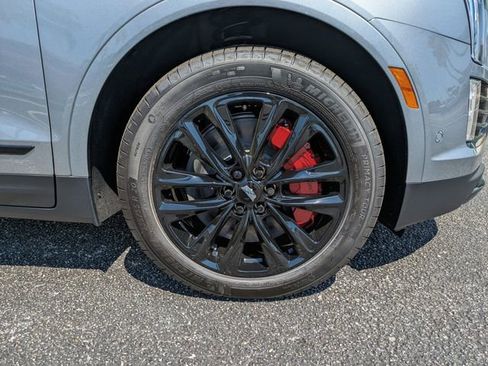 New 2026 Cadillac XT5 Sportv w/ LPO, Onyx Lite Package image 10