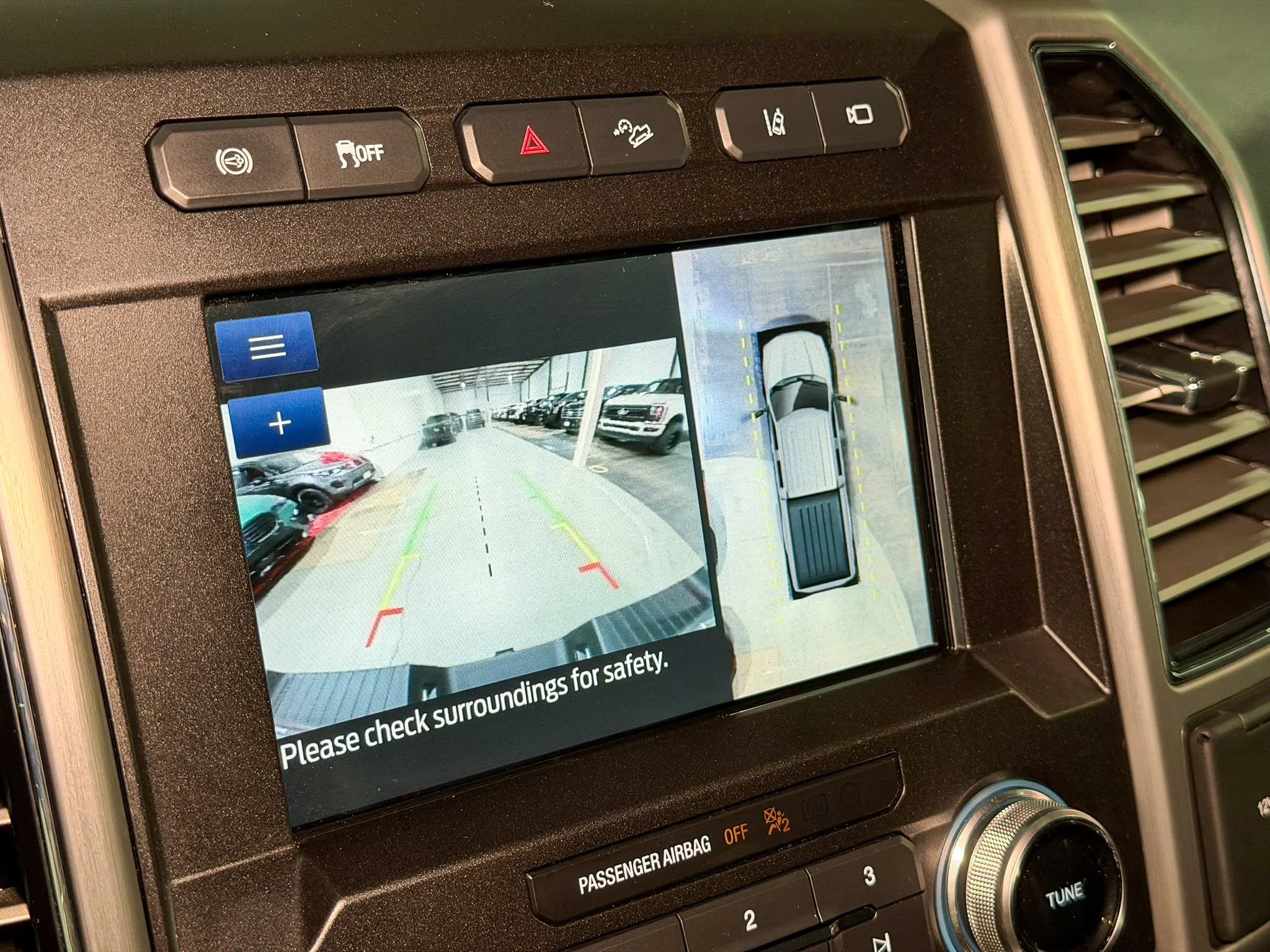 Used 2020 Ford F350 Platinum AWD/4WD image 27