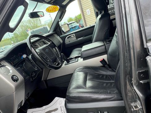 Used 2015 Ford Expedition XLT w/ Equipment Group 201A image 9